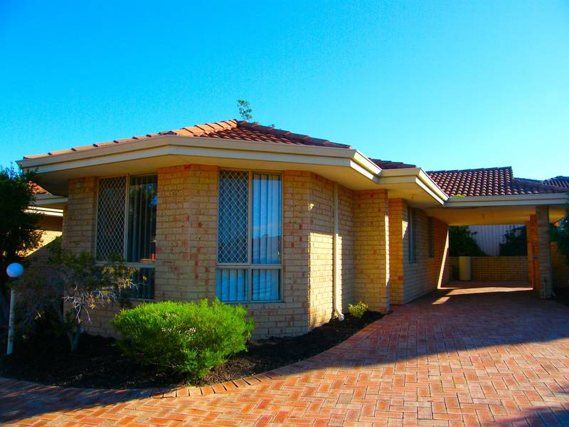 FIRST HOME BUYERS DELIGHT! Picture 3