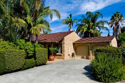 SORRY, NO HOME OPEN TODAY - UNDER OFFER! Picture