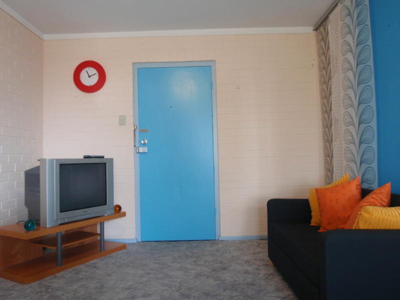 **Close to City - Secure Complex** Picture 3