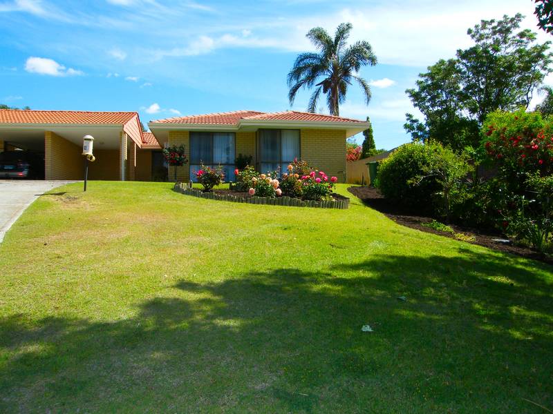 RED HOT NEW LISTING Picture 3