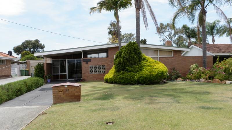 **SENSATIONAL OPPORTUNITY*** Picture 1