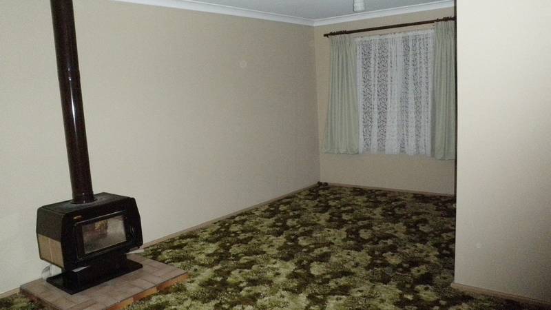 ** AVAILABLE NOW ** Open Thurs 3rd Dec 8.30am Picture 2