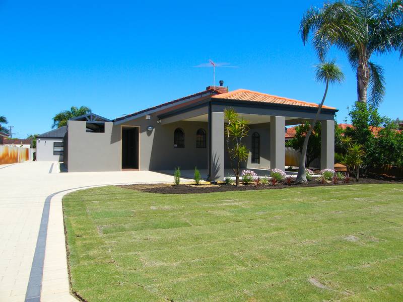 SOLD IN 1 WEEK.. Picture 3