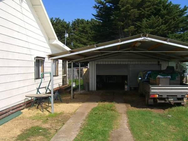 GET YOUR OWN BIT OF LOCAL HISTORY! Picture 2