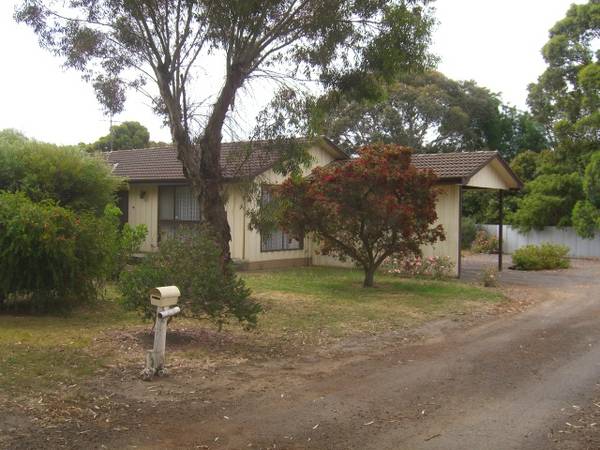 COBDEN RENTAL PROPERTY - AVAILABLE FROM 1
AUGUST 2008 Picture 1