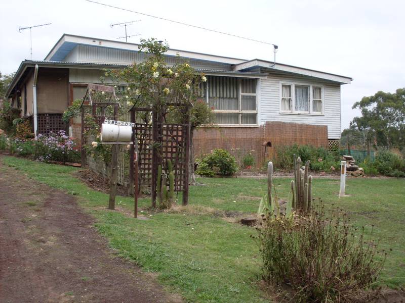 3BR HOME ON 1 ACRE CLOSE TO TIMBOON Picture 1