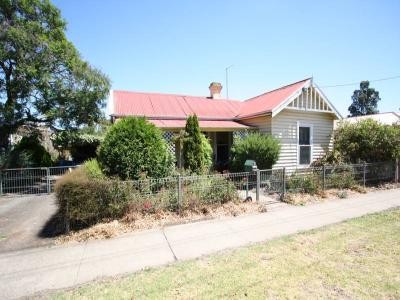 FIRST HOME BUYERS - DON'T MISS THIS! Picture