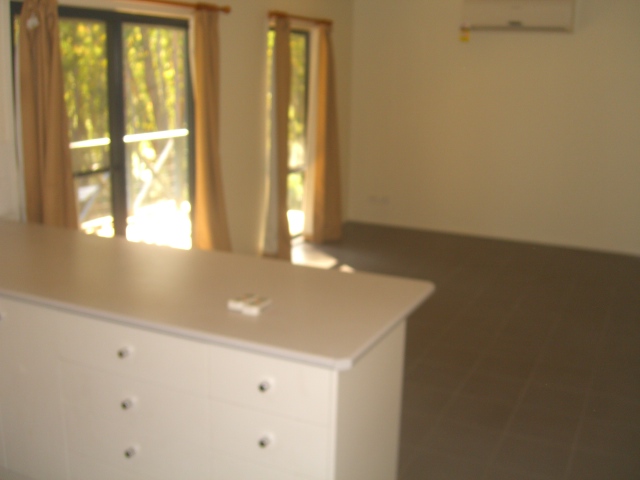 FOR RENT - $250 PER WEEK Picture 2