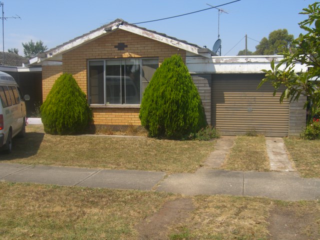 INVESTMENT PROPERTY IN COBDEN Picture 1