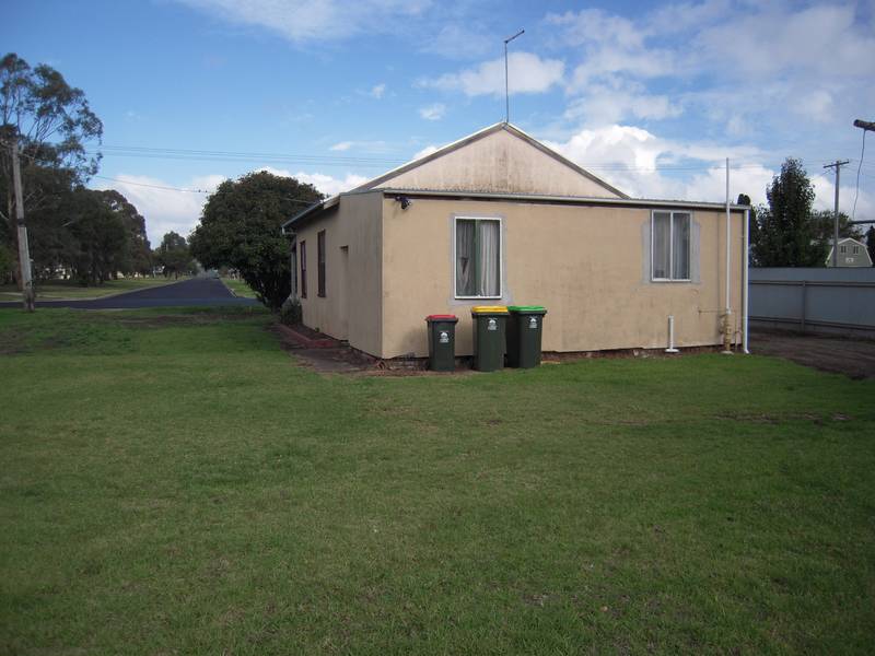 FOR RENT - $175 PER WEEK Picture 2