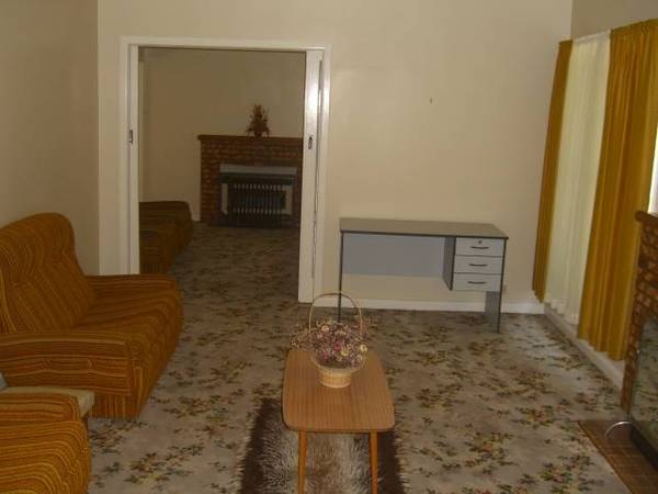 COBDEN RENTAL PROPERTY Picture 2