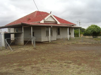 RURAL RENTAL 20 MINS FROM CAMPERDOWN Picture