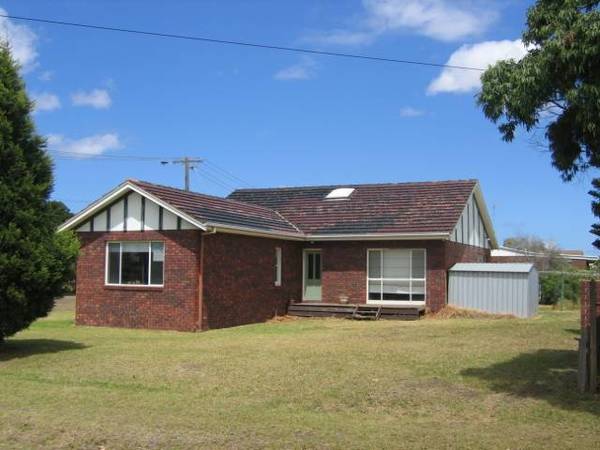 'Fantastic Family Home' Picture 1