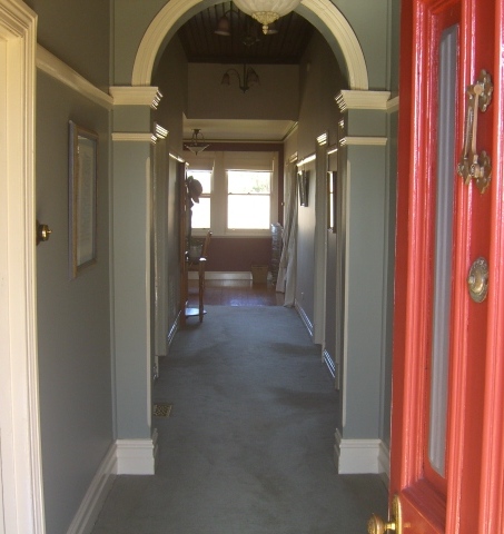 A CUT ABOVE THE REST!
CURRENTLY $350 PER WEEK RENT Picture 3