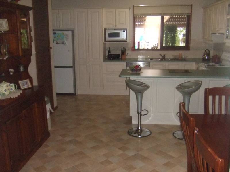 ROOM FOR EVERYONE
/
REDUCED PRICE Picture 3