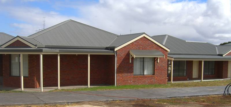 TOWNHOUSE & UNIT DEVELOPMENT
- ONLY 1 LEFT!
TAKE ADVANTAGE OF THE 21,000 FIRST HOME OWNER'S GRANT! Picture 2