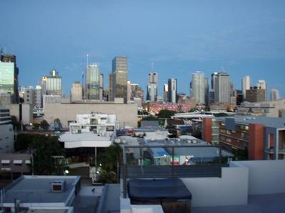 2 Level Sub Penthouse in the Heart of Westend Picture