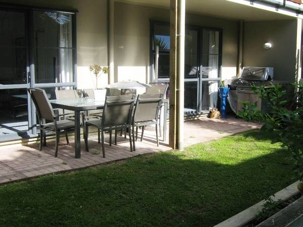 Albany Apartment Picture 2