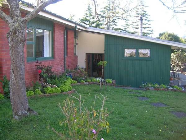 LARGE FAMILY HOME Picture LARGE FAMILY HOME Picture