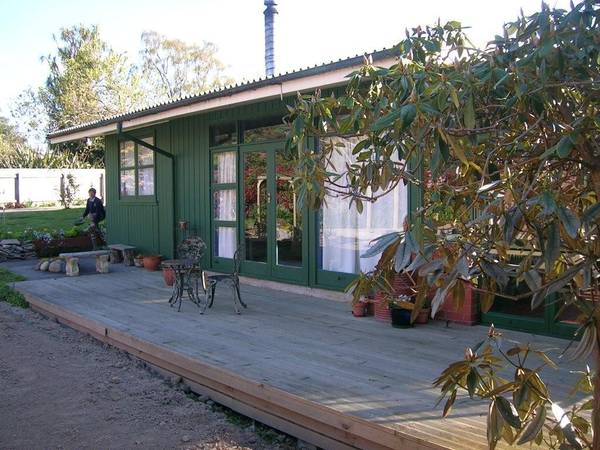 LARGE FAMILY HOME Picture LARGE FAMILY HOME Picture