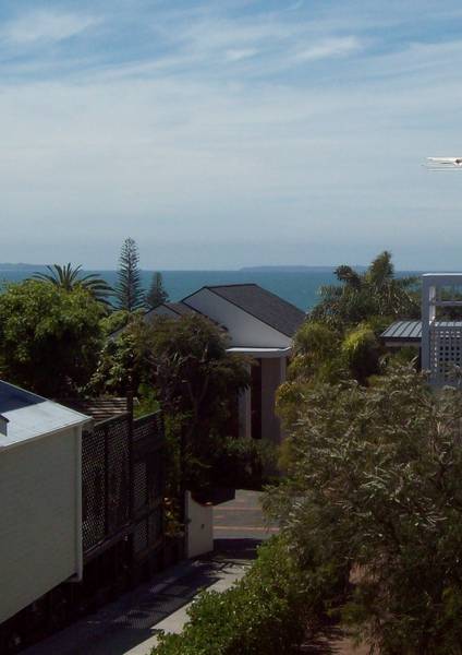 Stylish 5 Bedroom Home Picture Stylish 5 Bedroom Home Picture