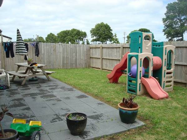 4 Bedrooms in Addison Park Picture 4 Bedrooms in Addison Park Picture