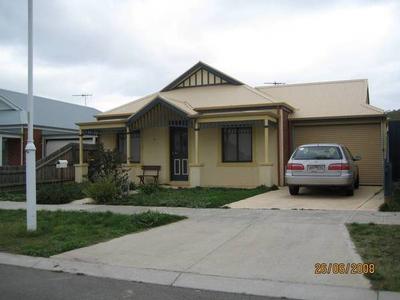 Almost new 3 bedroom and enclosed carport Picture Almost new 3 bedroom and enclosed carport Picture