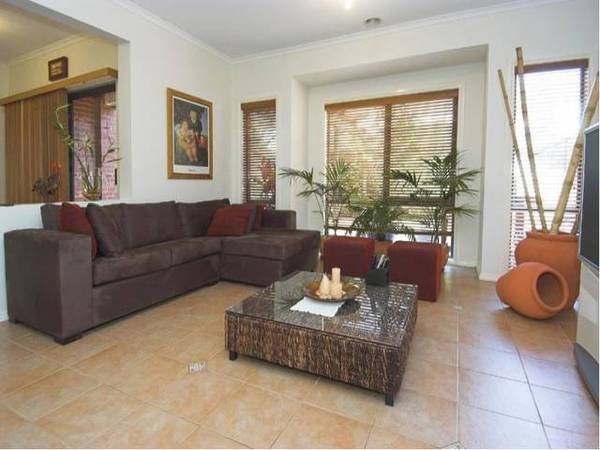 Good Size property Picture 3