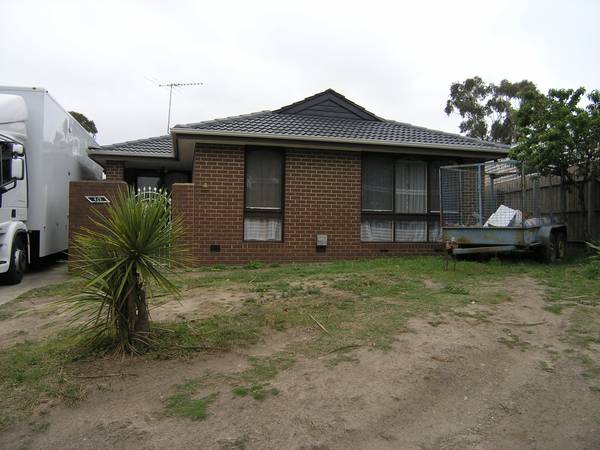 "Walk to everything." Picture 1