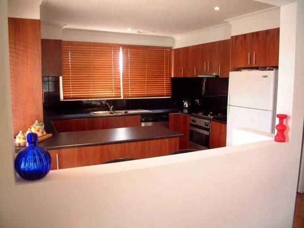 Modern and Trendy Picture 2