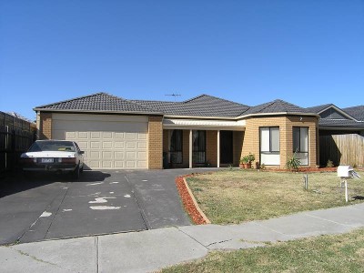 "Two Living Areas" Picture