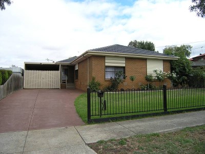 Four Car Garage/ Workshop Picture