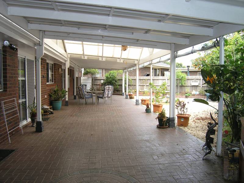 BIG ON SPACE Picture 2