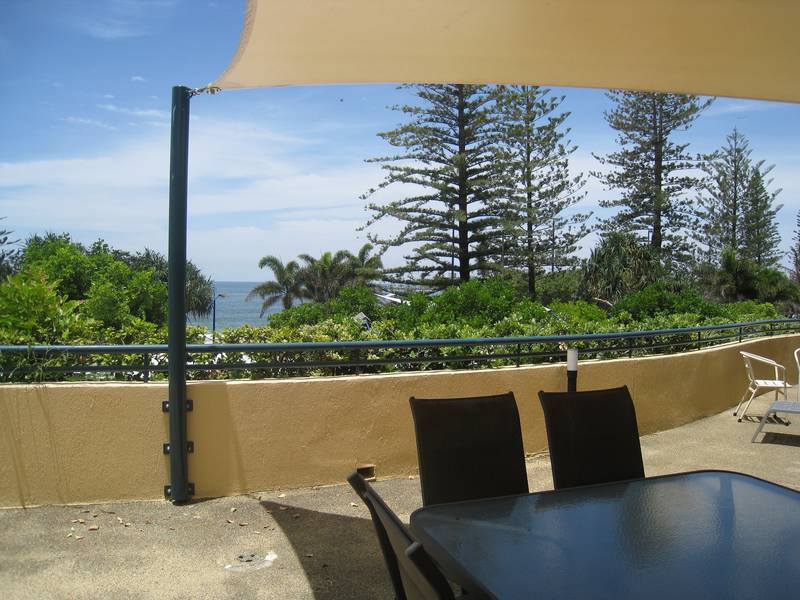 Wake to the Sound of Surf Picture 1