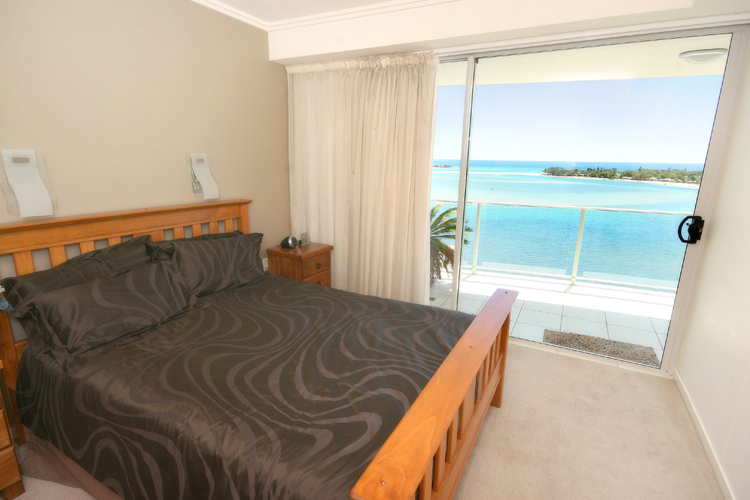 Waterfront Living without the Price Tag! Picture 3