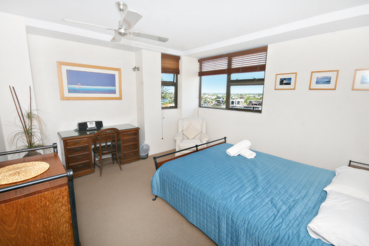 6th Level, 84 The Spit. Picture 3