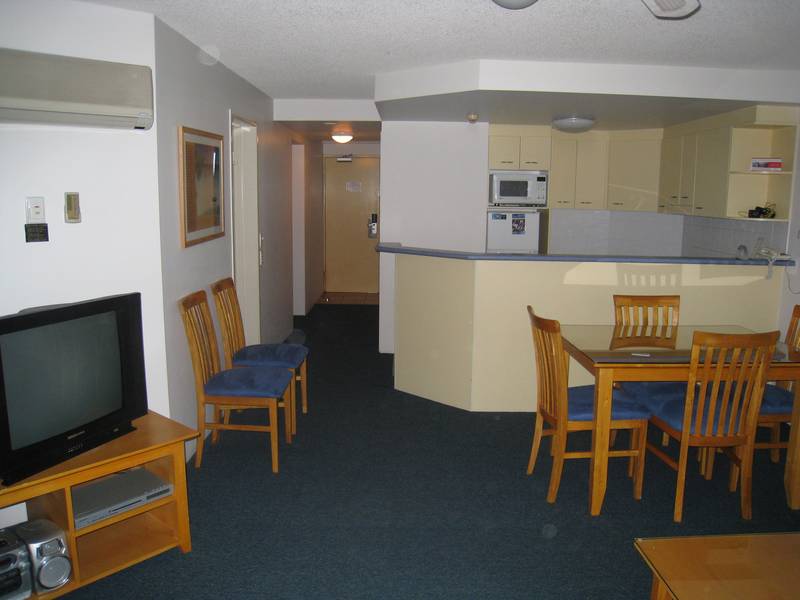 Mooloolaba Beach at your doorstep Picture 2