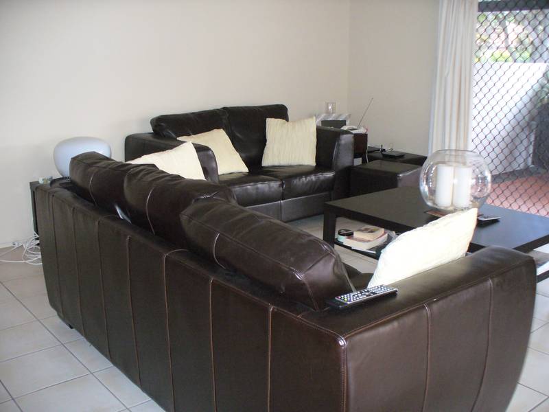 Hop, skip and jump to the beach... Picture 2