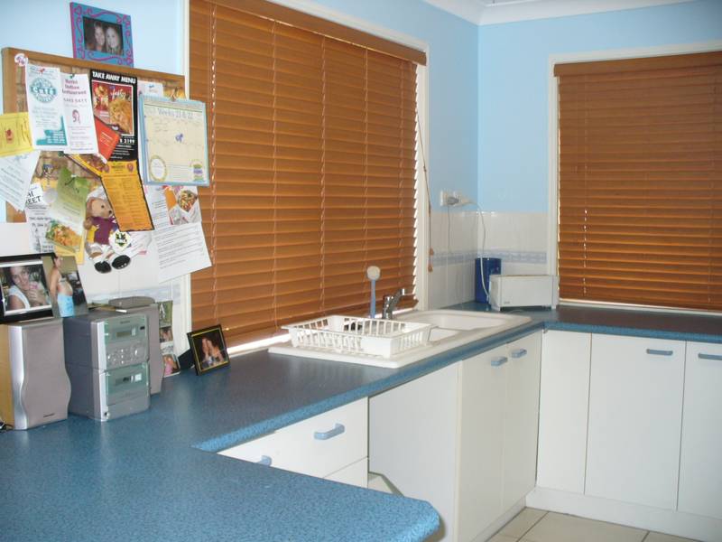 Spacious Duplex in Buderim Pines Picture 3