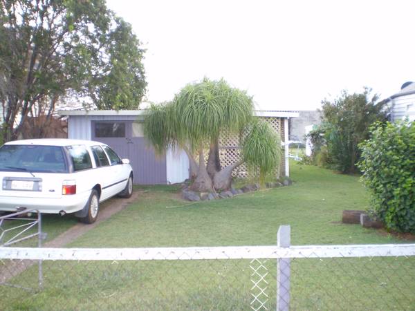 CHEAPEST BLOCK IN GATTON Picture 1