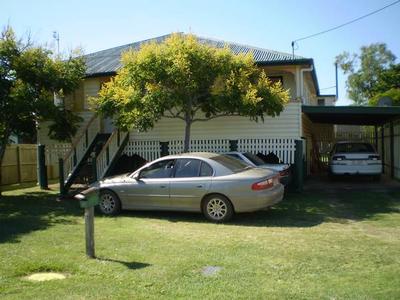 QUEENSLANDER ON HUGE BLOCK Picture