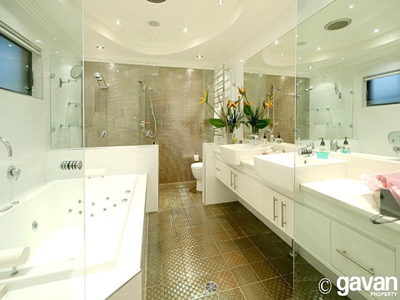 Prestigious Grandeur Picture 2