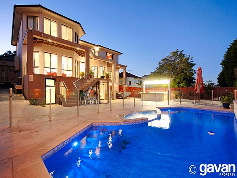 Prestigious Grandeur Picture 1