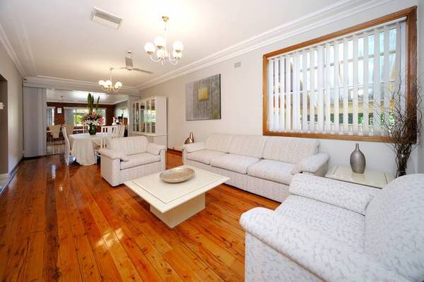 Spacious family living Picture Spacious family living Picture