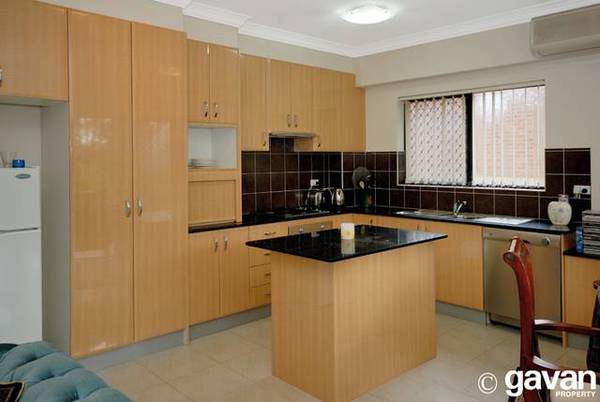 Gorgeous 2 Bedder Picture Gorgeous 2 Bedder Picture