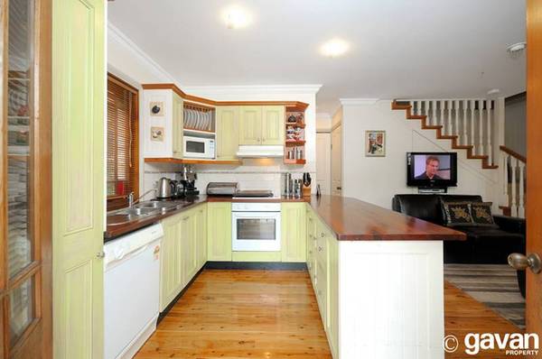 Luxury Townhouse Picture 2