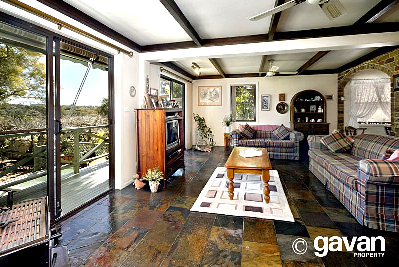 Picturesque location Picture 1