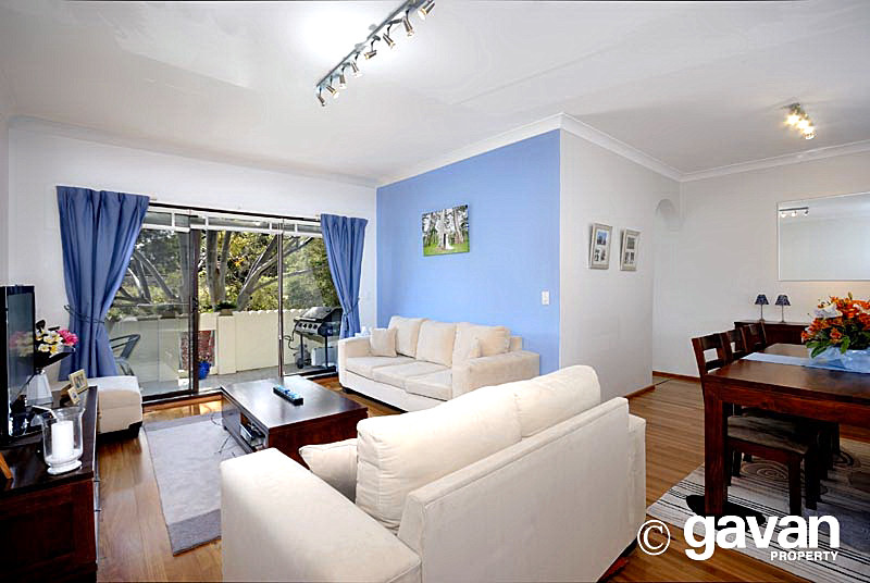 Spacious and modern front apartment Picture 1