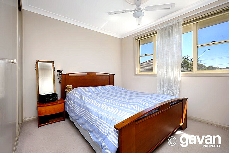 Spacious front villa in a small complex Picture 3