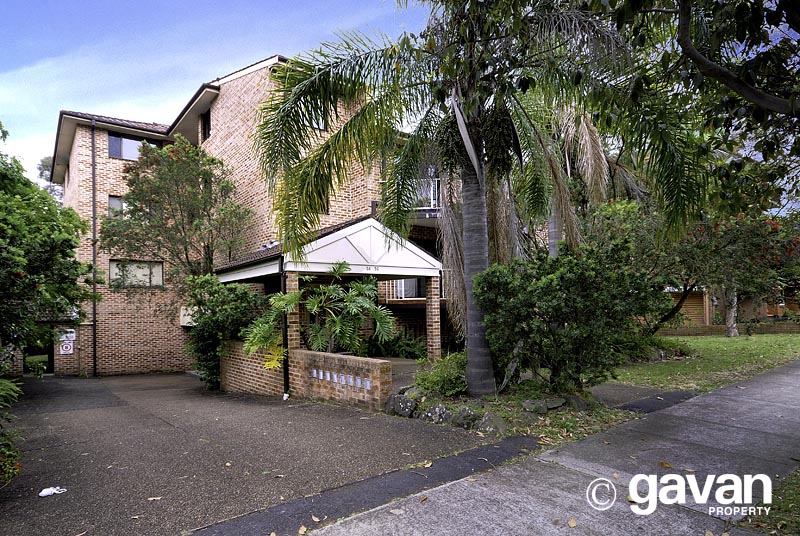 Plenty of space Picture 1